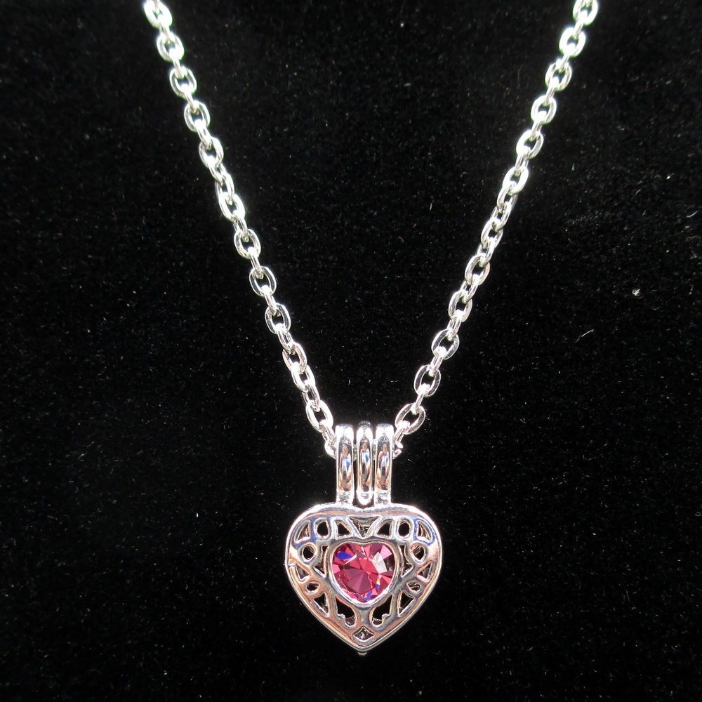 18 Inch Pink Cubic Zirconia Heart Pendant Necklace - Picture 1 of 7